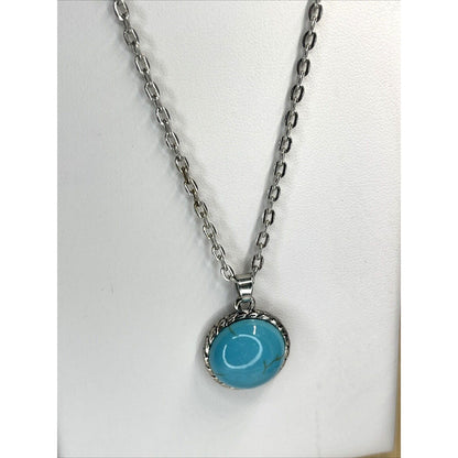 Silver Plated Faux Turquoise Pendant Necklace Stunning Chic Stylish Fashion NWT