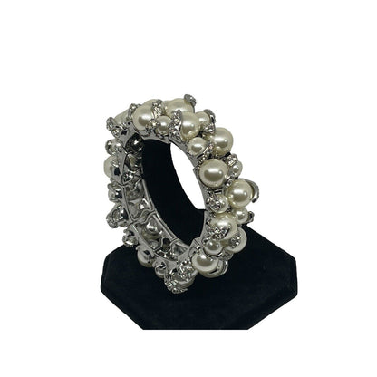 Silver Tone Faux Pearl Crystal Bracelet Stunning Trendy Elegant Intricate Chic