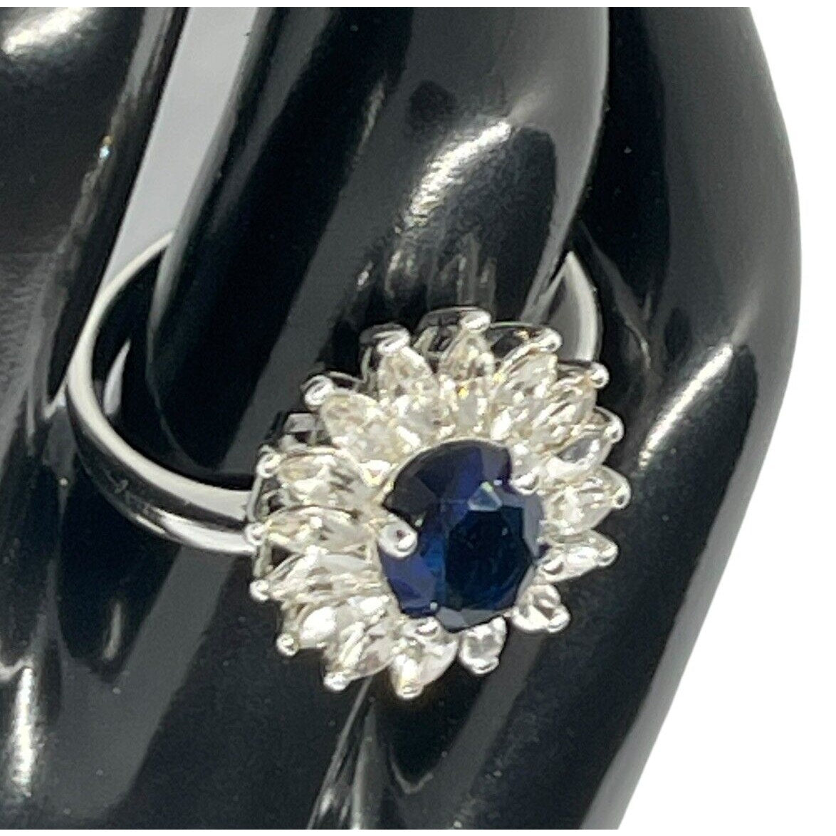 Silver Plated Flower CZ Ring (Sz 7) Chic Fashion Elegant Floral Intricate Trendy