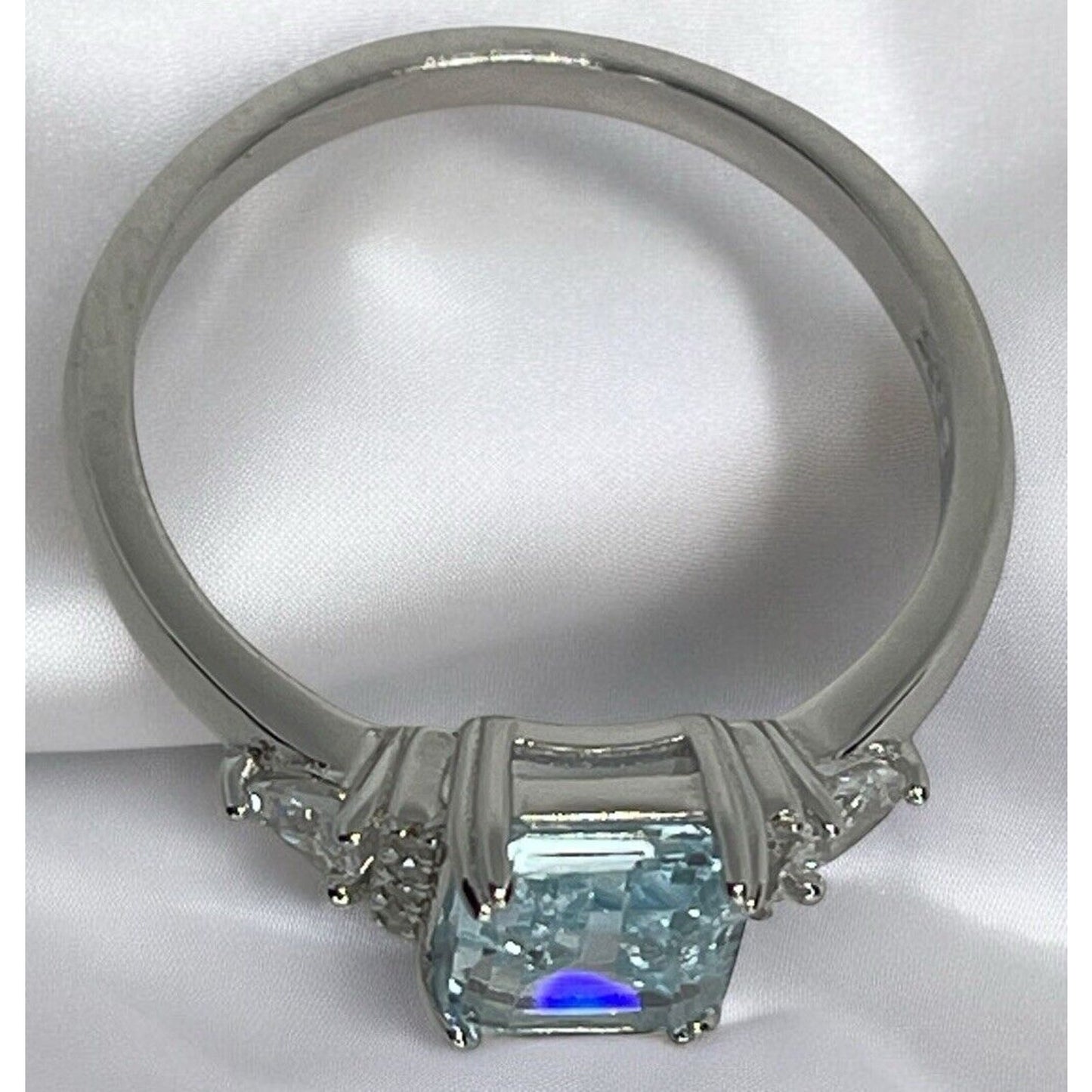 LUXY Gems Natural Blue Topaz Sterling Silver Ring (1.5 ct) Luxury Fashion (Sz 7)