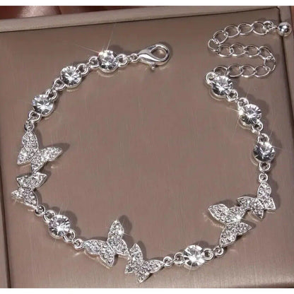 Silver Tone Crystal Butterfly Bracelet Fashion Stylish Chic Stunning Elegant NWT