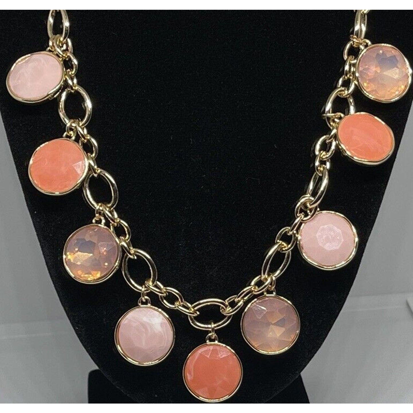 Gold Tone Necklace Crystal Stone Statement Chic Style Stunning Shiny Fashion NWT