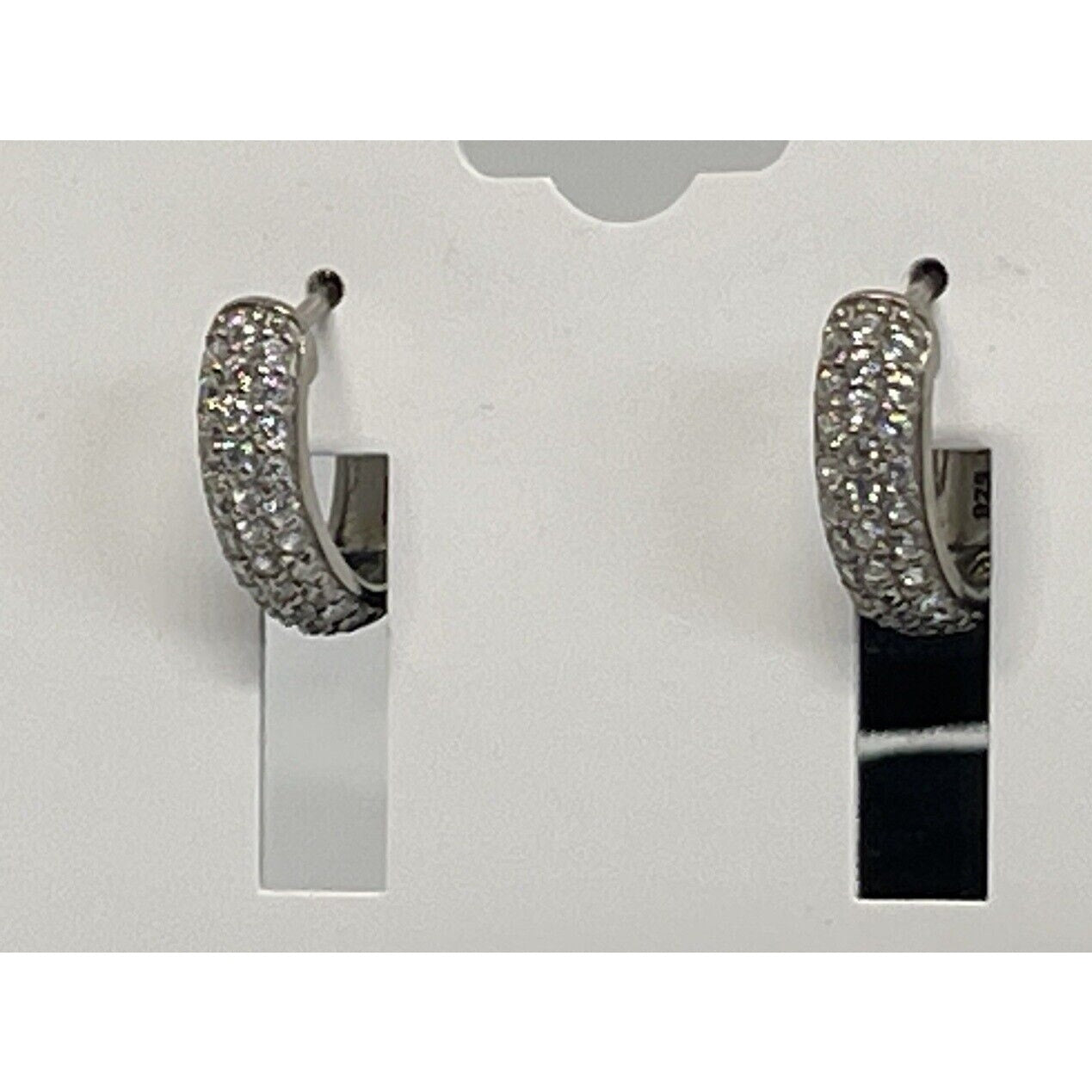 Sterling Silver CZ Huggie Hoop Earrings Stunning Chic Stylish Fashion Shiny NWT