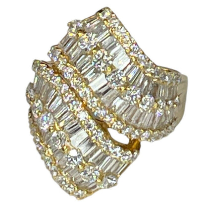 Solid 18K Gold Baguette Natural Diamond Ring (2 cts.) Brilliant Luxury Stunning