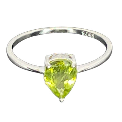 LUXY Gems Natural Green Peridot Sterling Silver Ring (Sz 7) Luxury Fashion Style