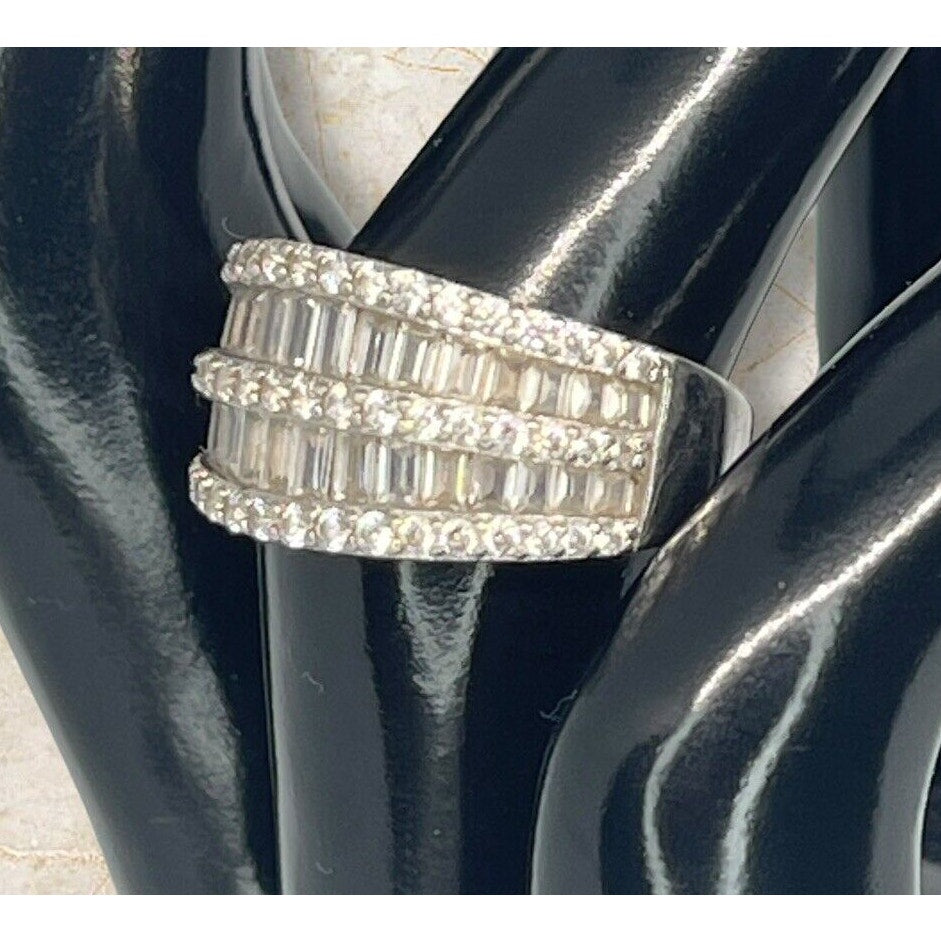 Sterling Silver Baguette CZ Ring (Sz 6) Stunning Trendy Fashion Elegant Chic NWT