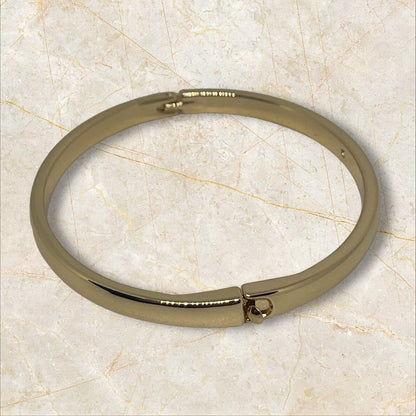 Gold Tone Bangle Bracelet Fashion Stylish Cocktail Minimal Chic Elegant Trendy