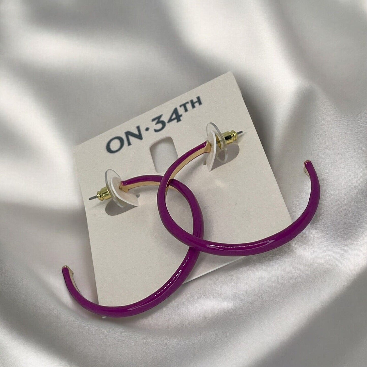 Gold Tone C Hoop Earrings Fashion Style Chic Stunning Party Cocktail Trendy NWT