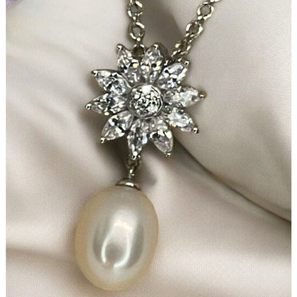 Pearl (10mm) Sterling Silver Starburst Pendant Necklace Luxury Fashion Style NWT