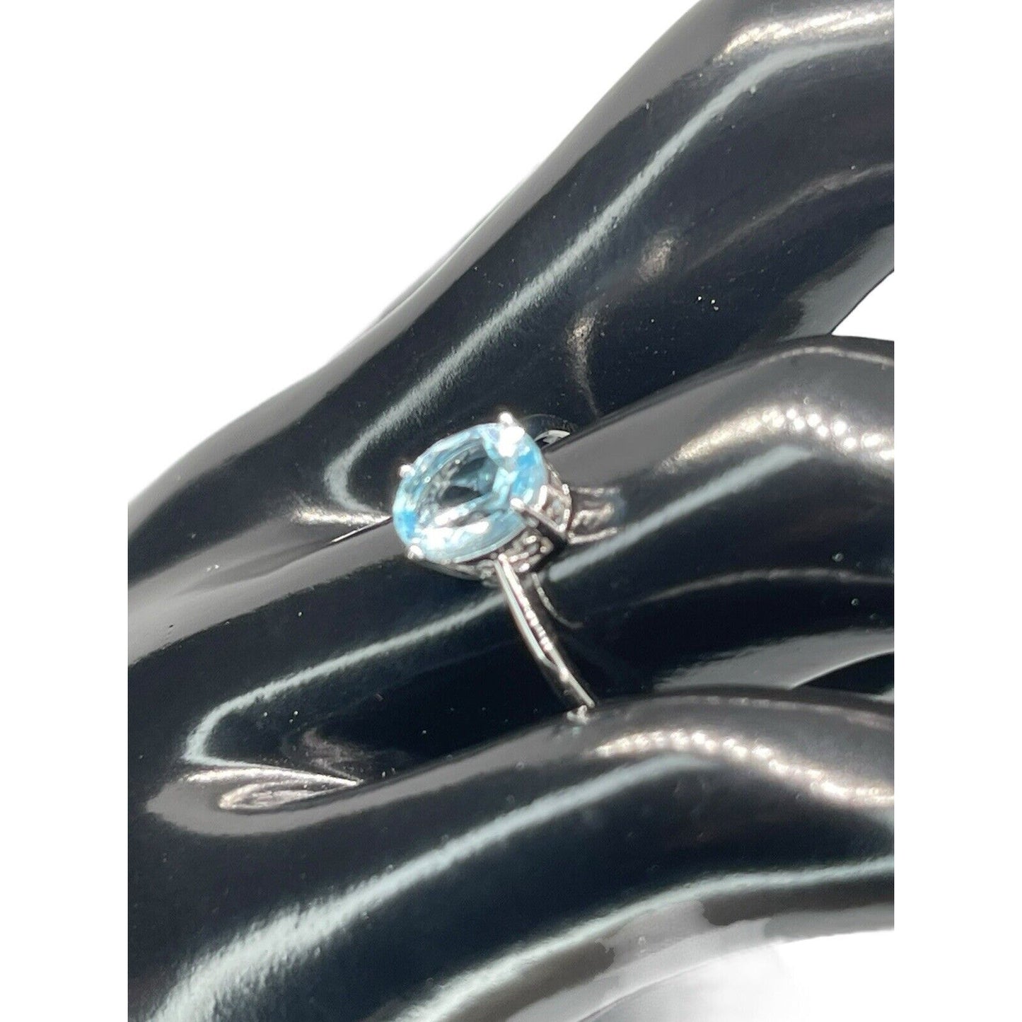 LUXY Gems Natural Blue Topaz Sterling Silver Ring (1.5 ct) Luxury Fashion (Sz 7)