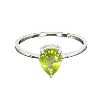 LUXY Gems Natural Green Peridot Sterling Silver Ring (Sz 7) Luxury Fashion Style