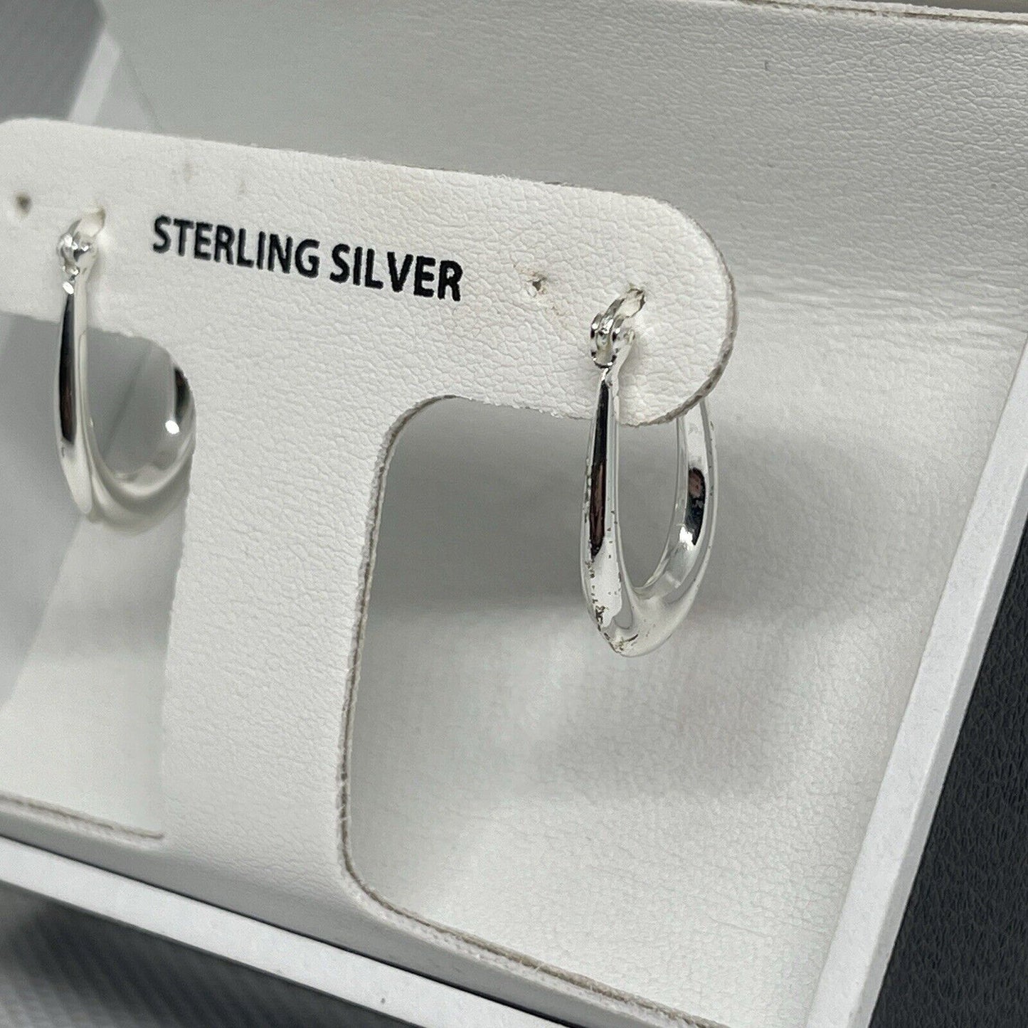 Sterling Silver Oval Drop Hoop Earrings Trendy Stylish Fashion Chic Shiny NWT