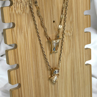 Guess Gold Tone Crystal Pendant Layered Necklace Fashion Style Trendy Stunning