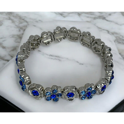 1928 Silver Tone Crystal Flower Bracelet Stretch Stunning Chic Stylish Elegant