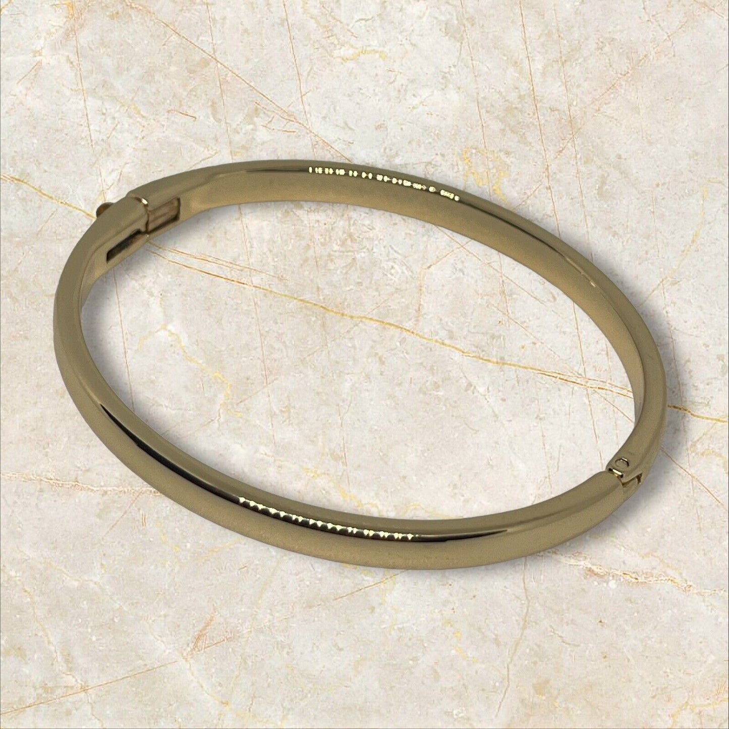 Gold Tone Bangle Bracelet Fashion Stylish Cocktail Minimal Chic Elegant Trendy