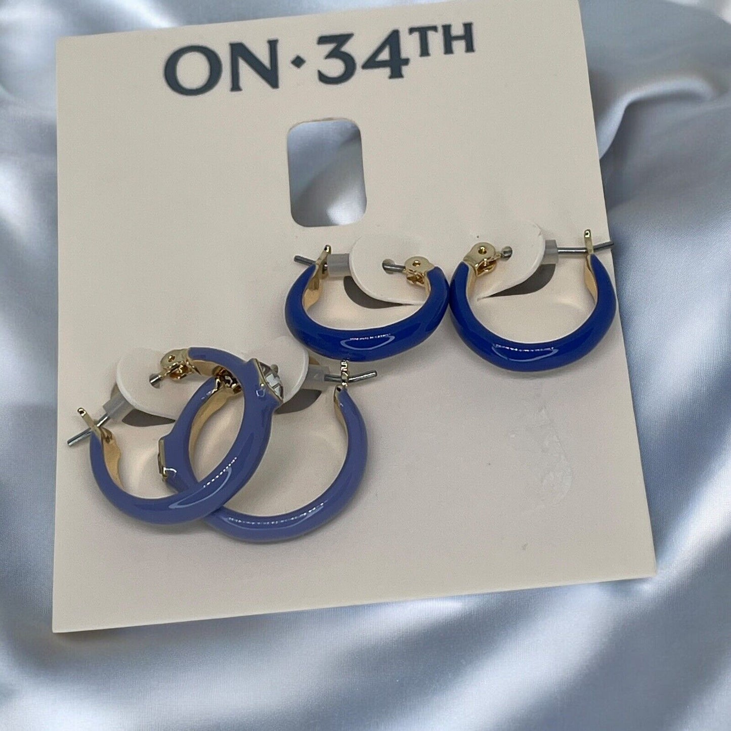 Gold Tone Mini Hoop Earrings (2pc Set) Chic Fashion Stylish Trendy Elegant NWT