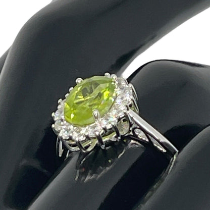 LUXY Gems Natural Peridot Sterling Silver Ring (2 ct.) Luxury Fashion (Sz 7) NWT