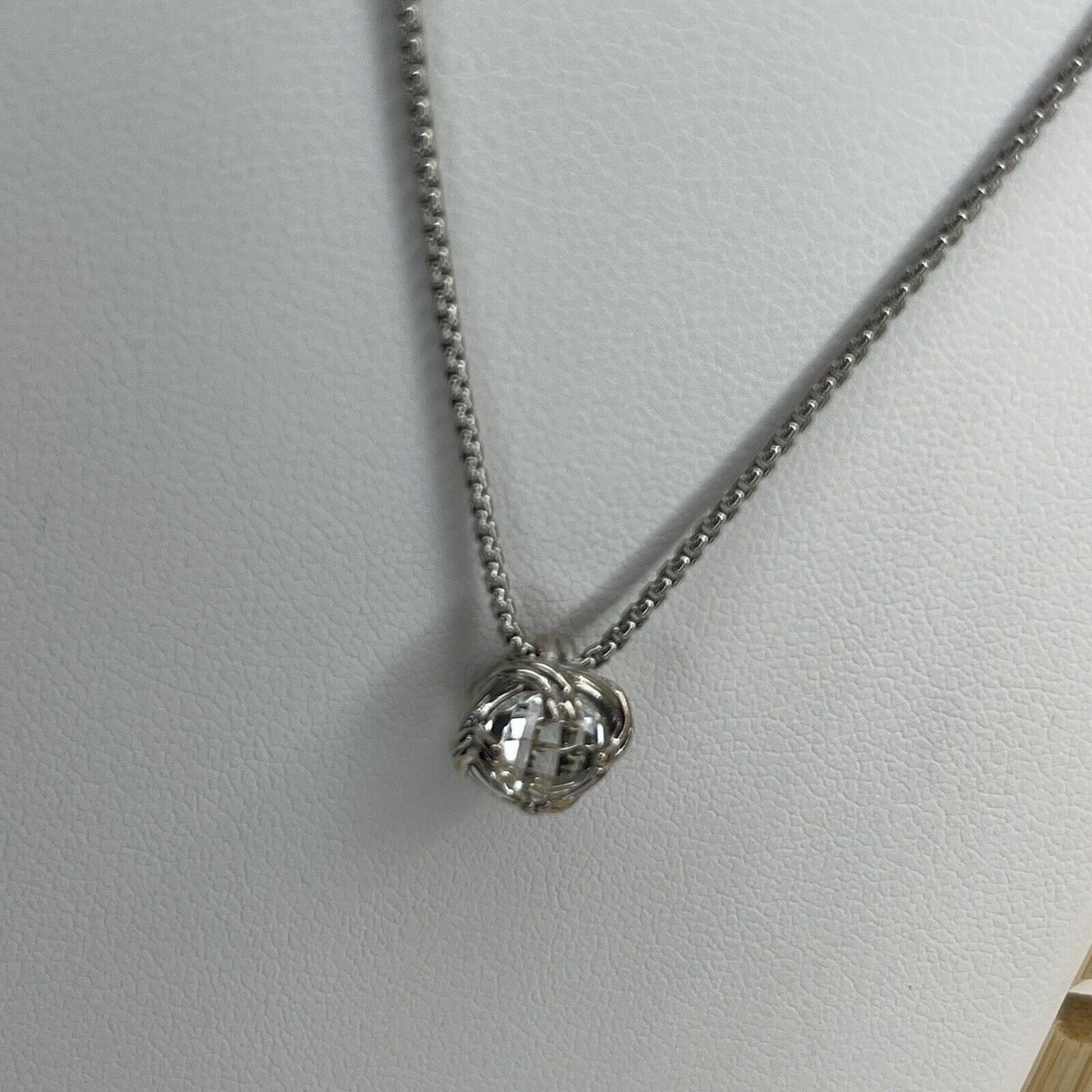 Peter Thomas Roth 1 Carat Topaz Sterling Silver Necklace Elegance Luxury Pendant