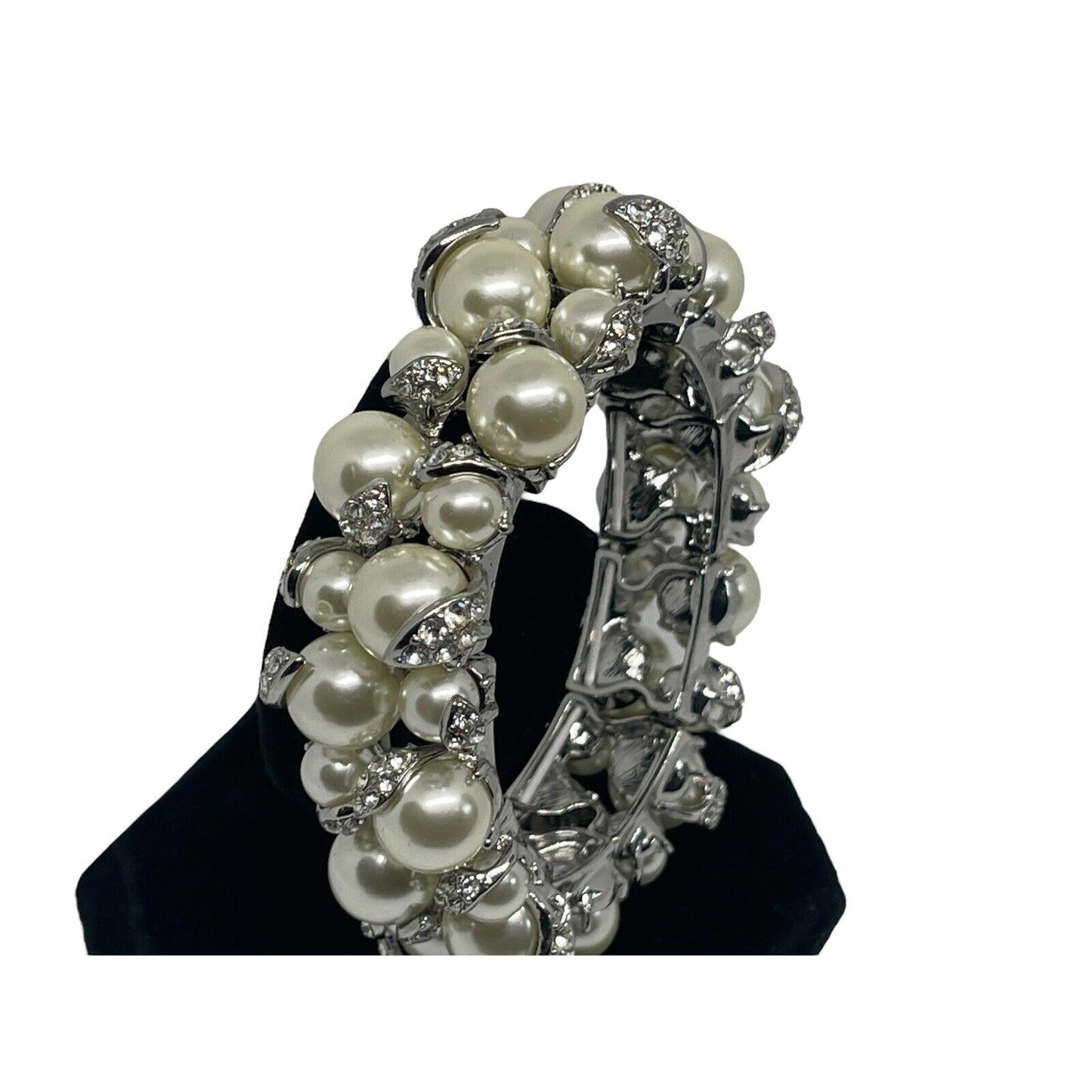 Silver Tone Faux Pearl Crystal Bracelet Stunning Trendy Elegant Intricate Chic