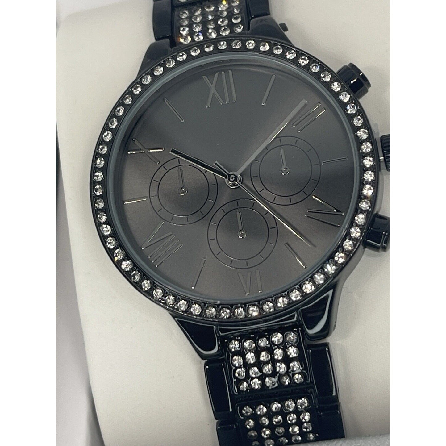 Black Tone Crystal Bracelet Watch Women's Stunning Style Trendy Fashion NWT Vday