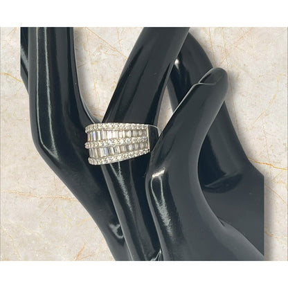 Sterling Silver Baguette CZ Ring (Sz 6) Stunning Trendy Fashion Elegant Chic NWT