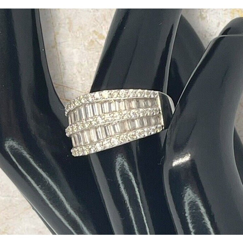 Sterling Silver Baguette CZ Ring (Sz 6) Stunning Trendy Fashion Elegant Chic NWT