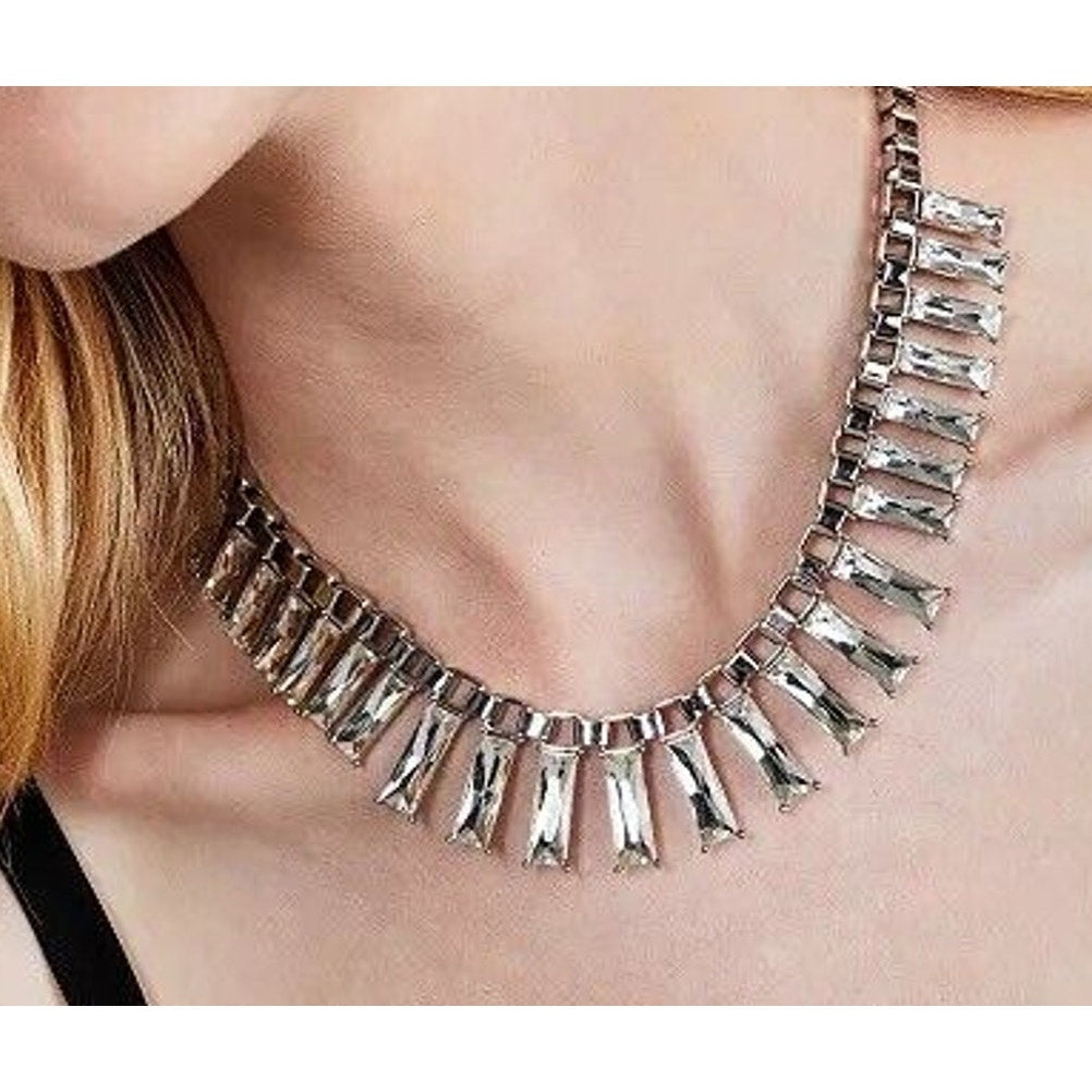 Silver Tone Crystal Necklace Shiny Chic Fashion Trendy Style Stunning Statement