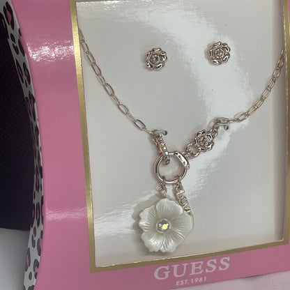 Guess Gold Tone Floral Necklace Earrings (2pc Set) Fashion Trendy Stylish Vday