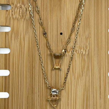 Guess Gold Tone Crystal Pendant Layered Necklace Fashion Style Trendy Stunning