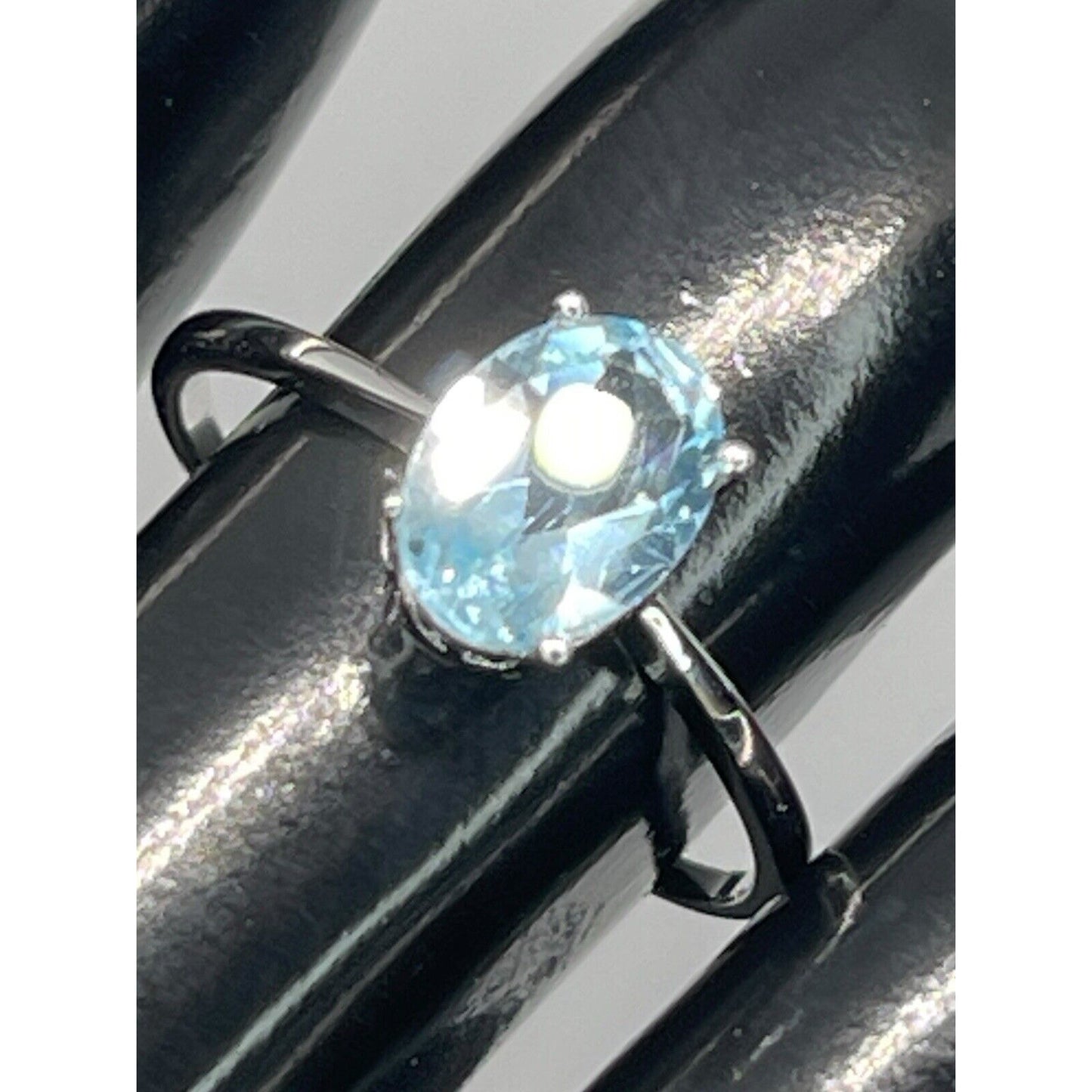 LUXY Gems Natural Blue Topaz Sterling Silver Ring (1.5 ct) Luxury Fashion (Sz 8)