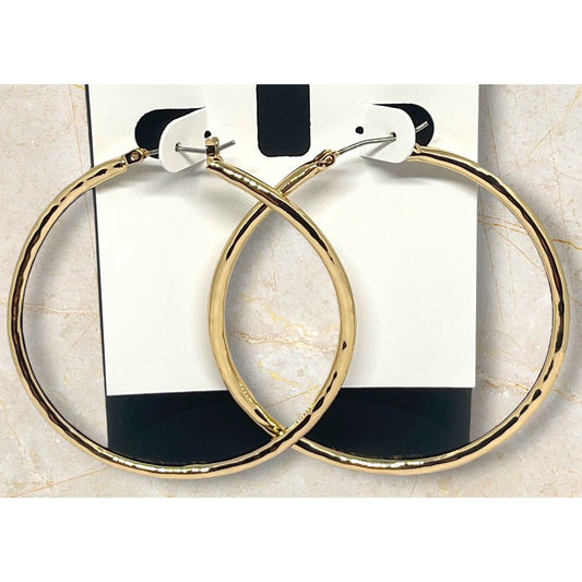 Gold Tone Wavy Medium Hoop Earrings Fashion Elegant Chic Cocktail Party Shiny