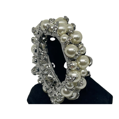 Silver Tone Faux Pearl Crystal Bracelet Stunning Trendy Elegant Intricate Chic