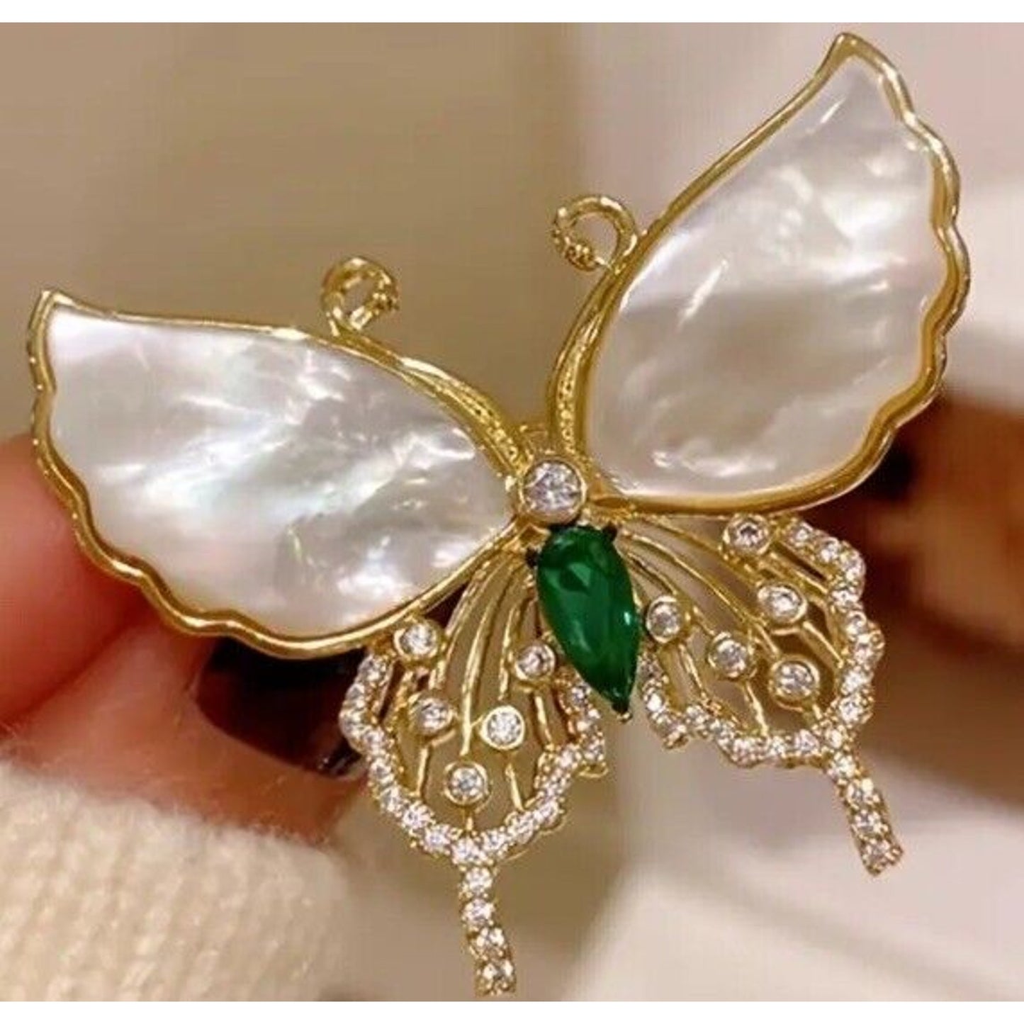 Gold Tone Faux Mother Of Pearl Butterfly Brooch Pin Crystal Chic Style Stunning