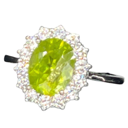 LUXY Gems Natural Peridot Sterling Silver Ring (2 ct.) Luxury Fashion (Sz 7) NWT