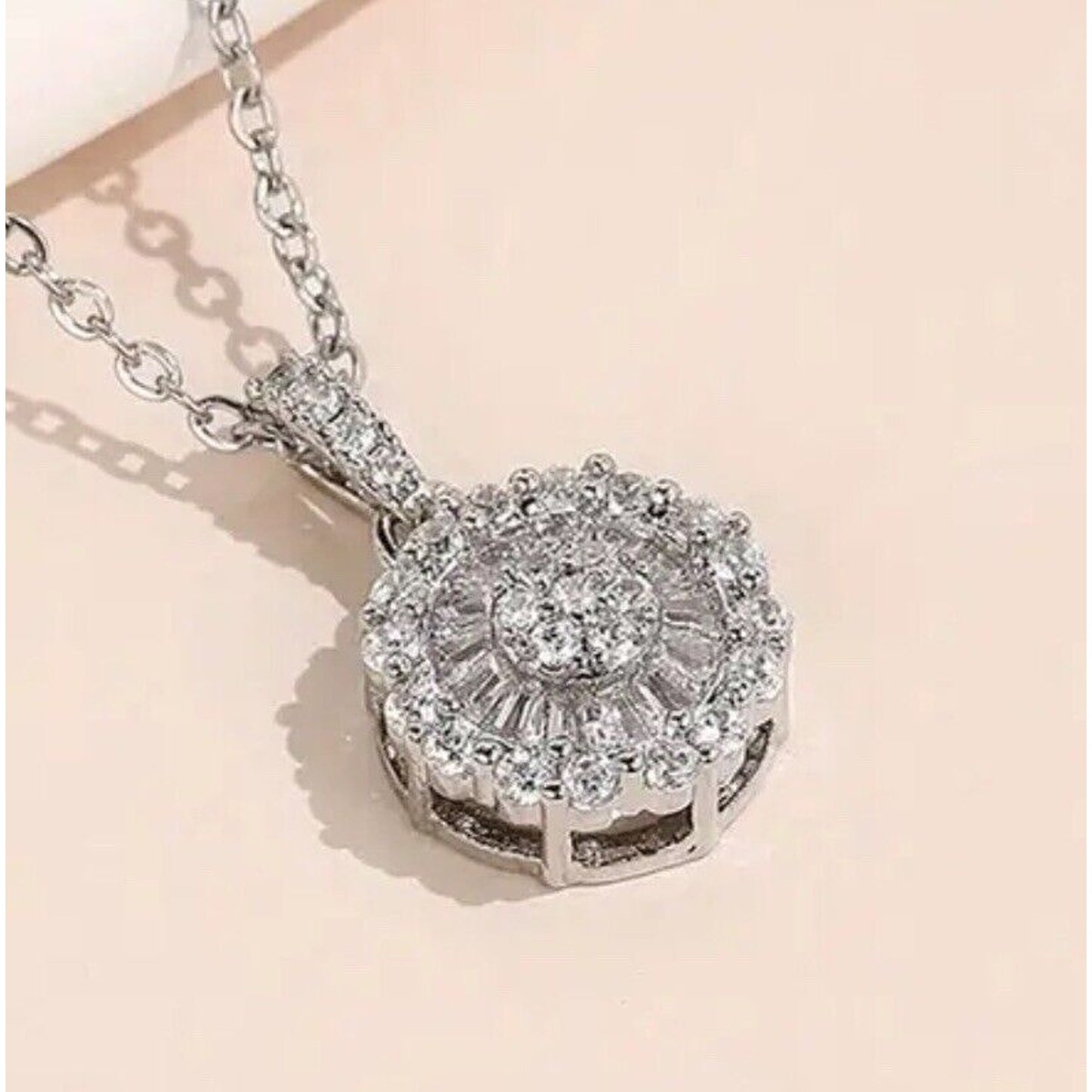 Silver Plated Crystal Halo Pendant Necklace Trendy Stylish Fashion Elegant Chic