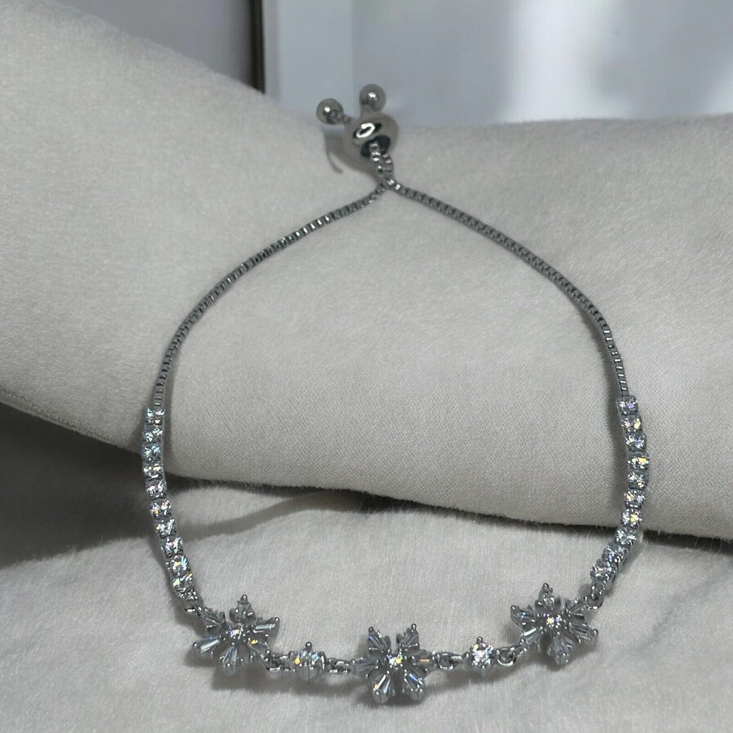 Silver Plated CZ Snowflake Bolo Bracelet Winter Fashion Style Elegant Trendy NWT