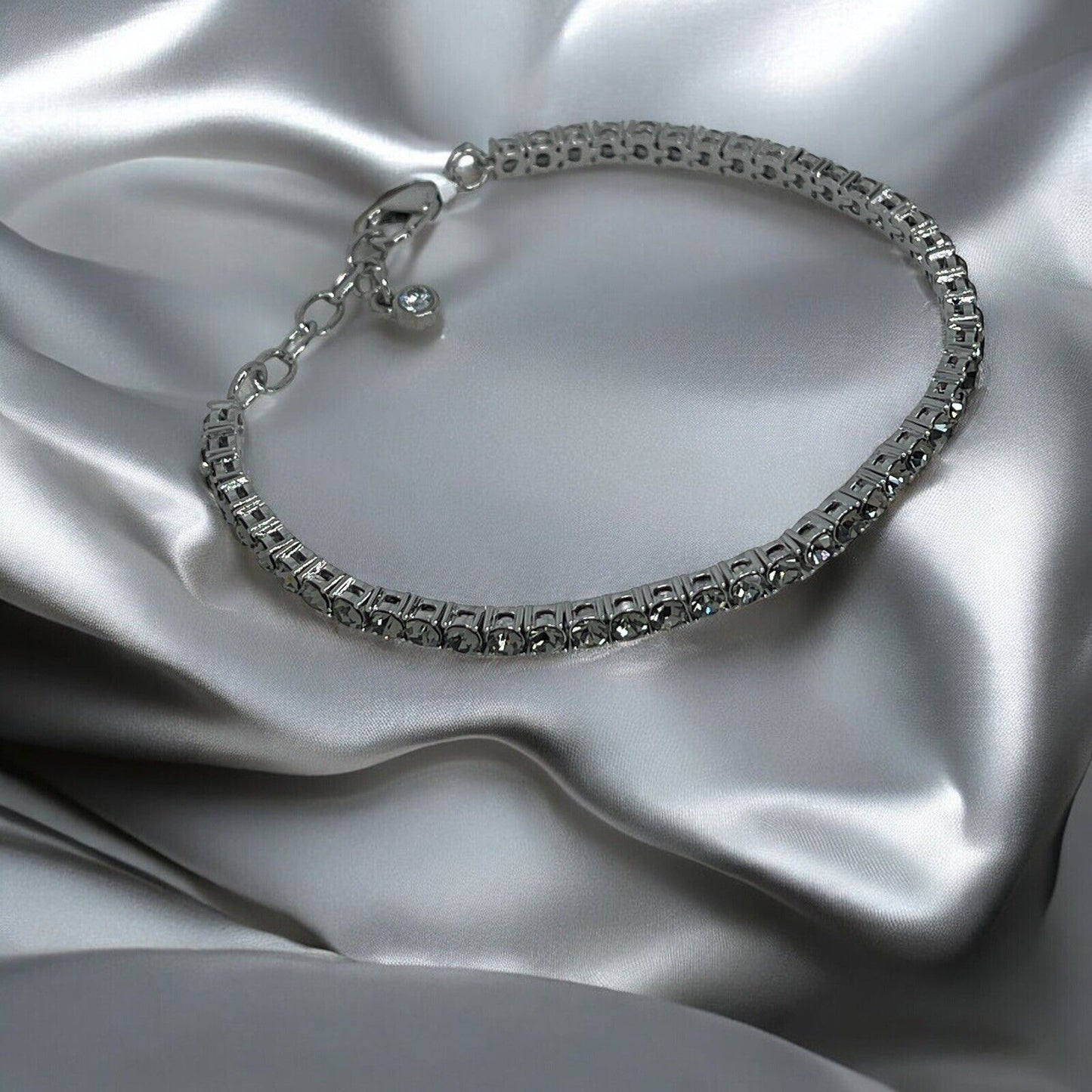 Silver Tone Crystal Flex Tennis Bracelet Fashion Stylish Trendy Shiny Chic NWT